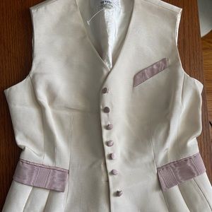 Vintage Nina Ricci tailored vest, size 44, ivory vest with blush detailing